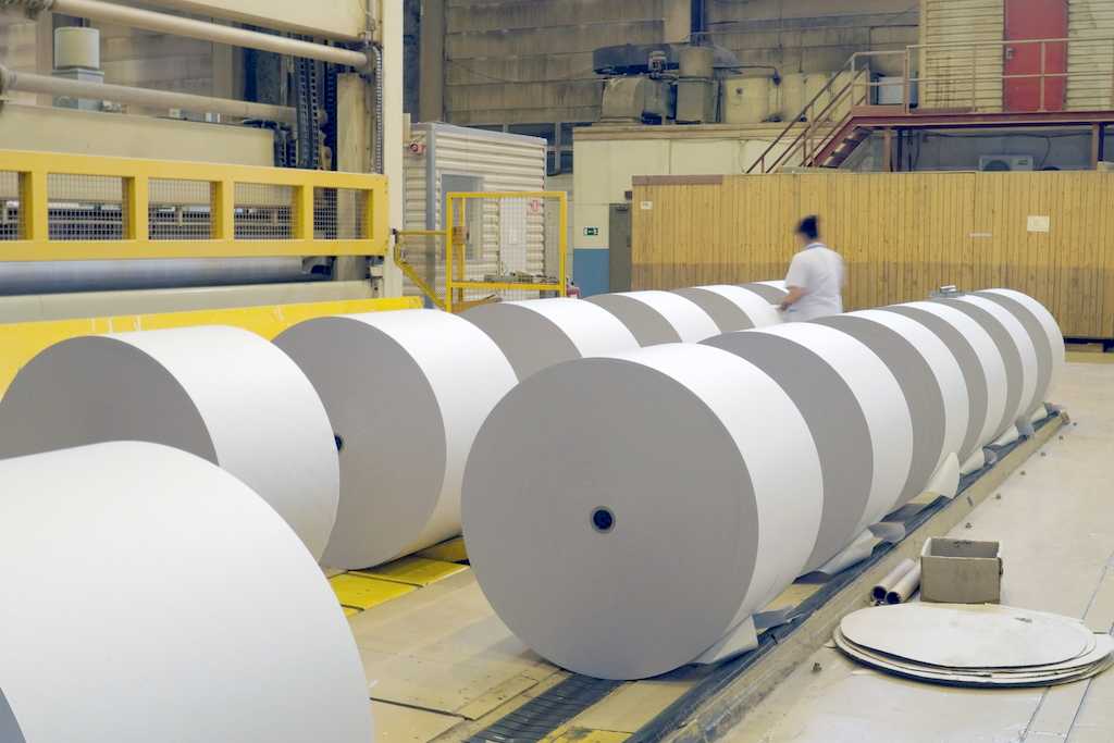Производство бумаги из макулатуры